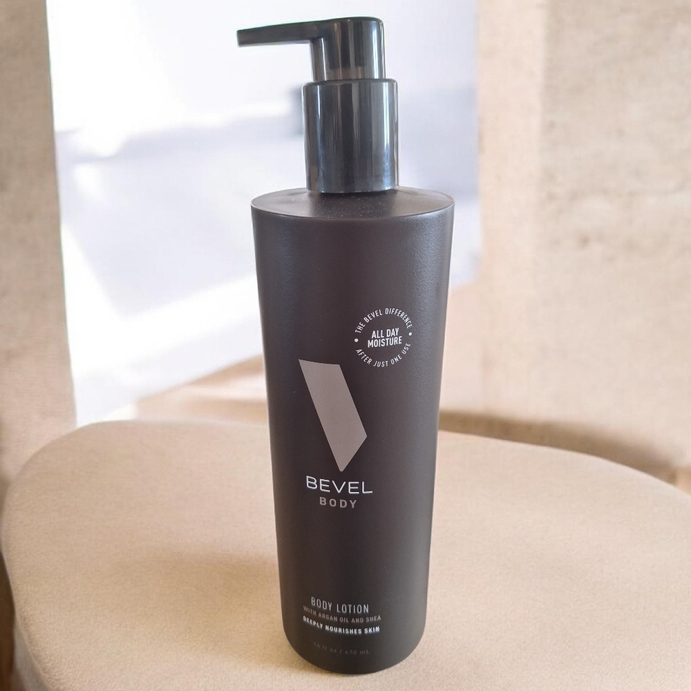 Bevel All Day Body Lotion for Men with Shea Butter and Argan Oil
